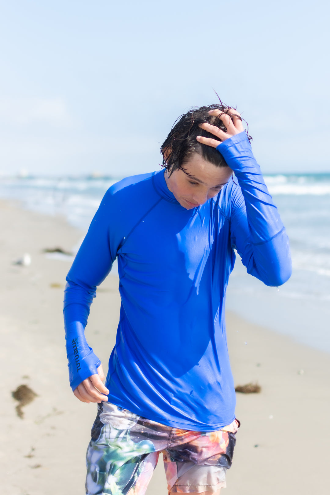 MEN'S PULLOVER RASH GUARD - BLUE ROYAL