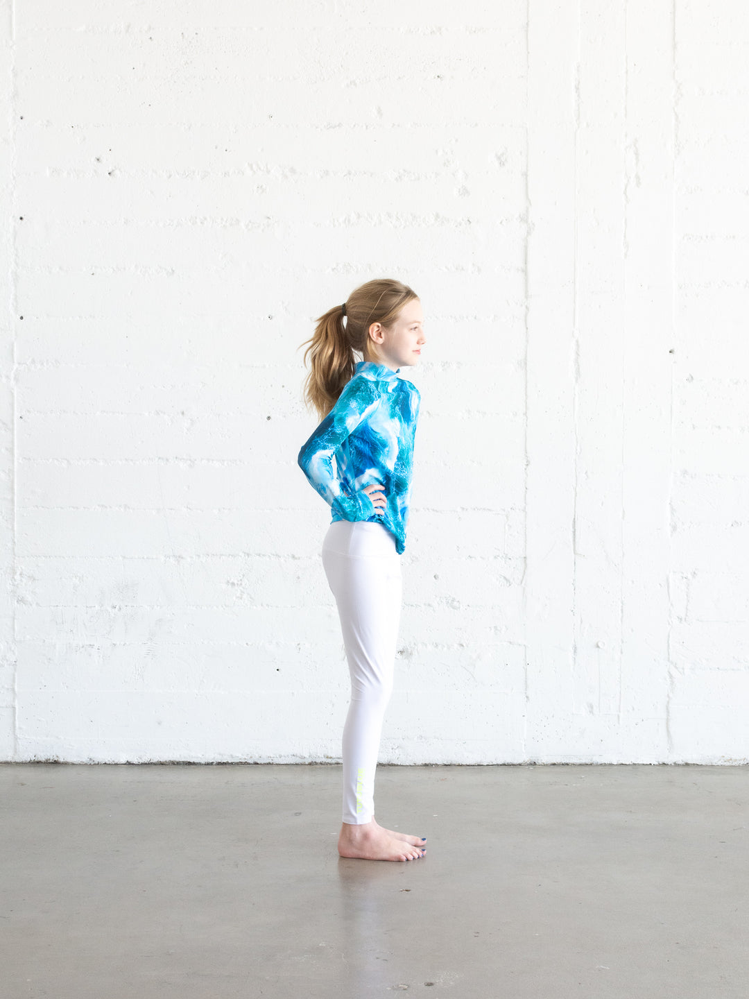 GIRL'S PULLOVER RASH - WAVES